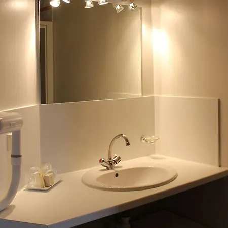 Le Vauxois Hotel 3*